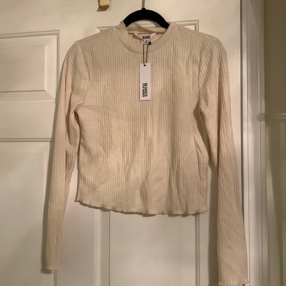 NWT Steve Madden cropped mock neck long sleeve, cream